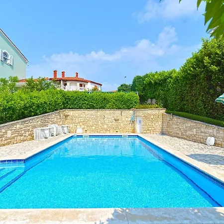 Apartment Fuer 8 Personen Ca 115 Qm In Pula, Istrien Istrische Riviera