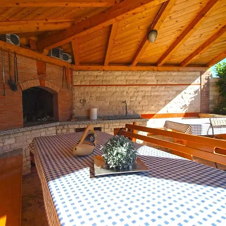 Fuer 8 Personen Ca 115 Qm In Pula, Istrien Istrische Riviera Apartment