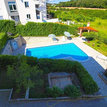 Fuer 8 Personen Ca 115 Qm In Pula, Istrien Istrische Riviera アパート *
